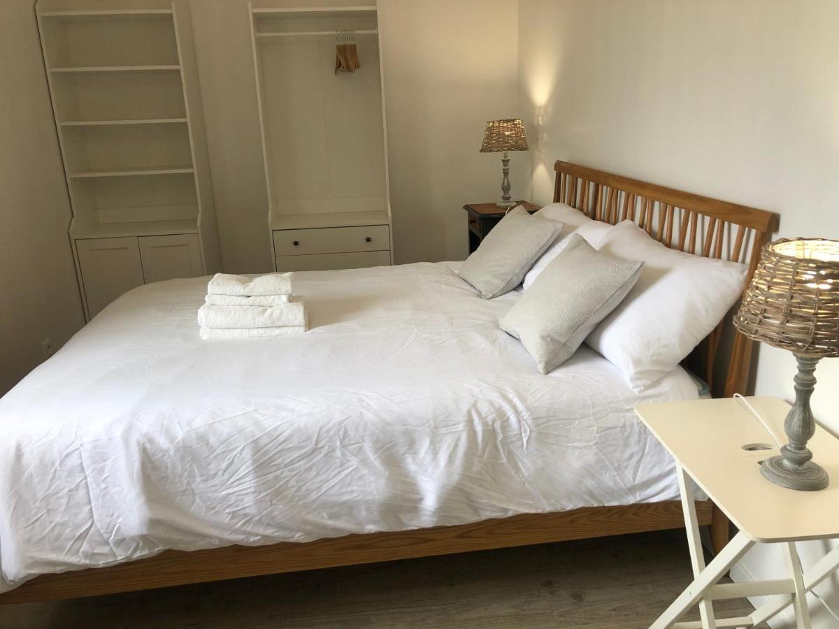 Maison De Campagne Chez Georges Saint-Sulpice-de-Pommiers Esterno foto